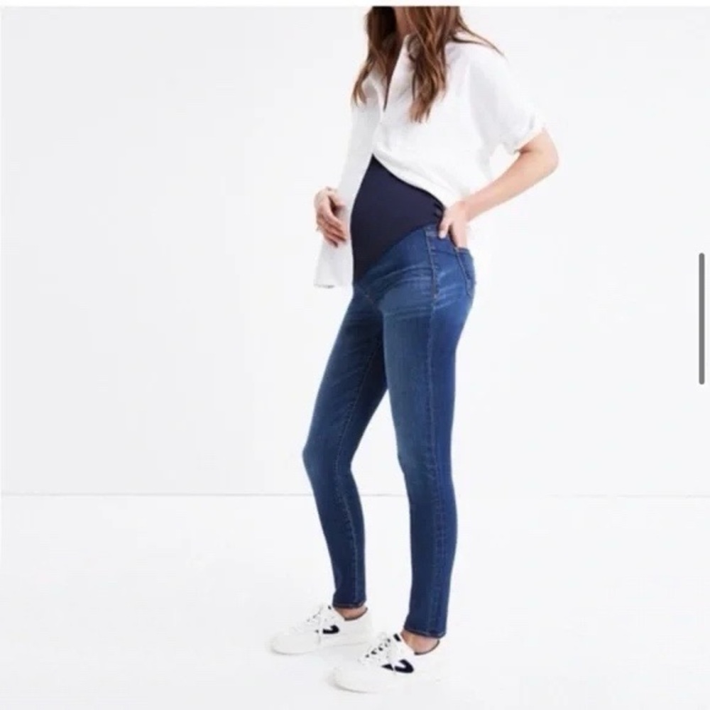 Madewell maternity jean size 28